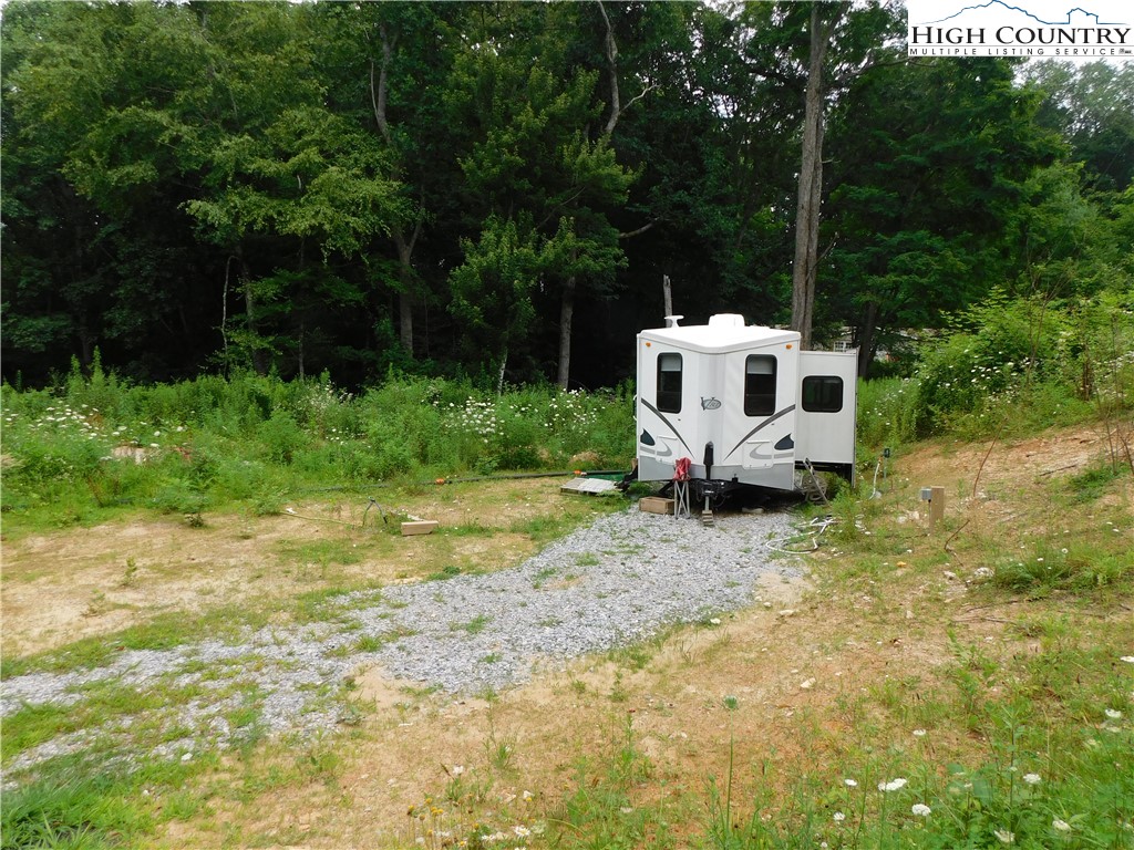 1065 Buckhill Road Newland, NC 28657 - Photo 8 of 10 Gallery Image 8