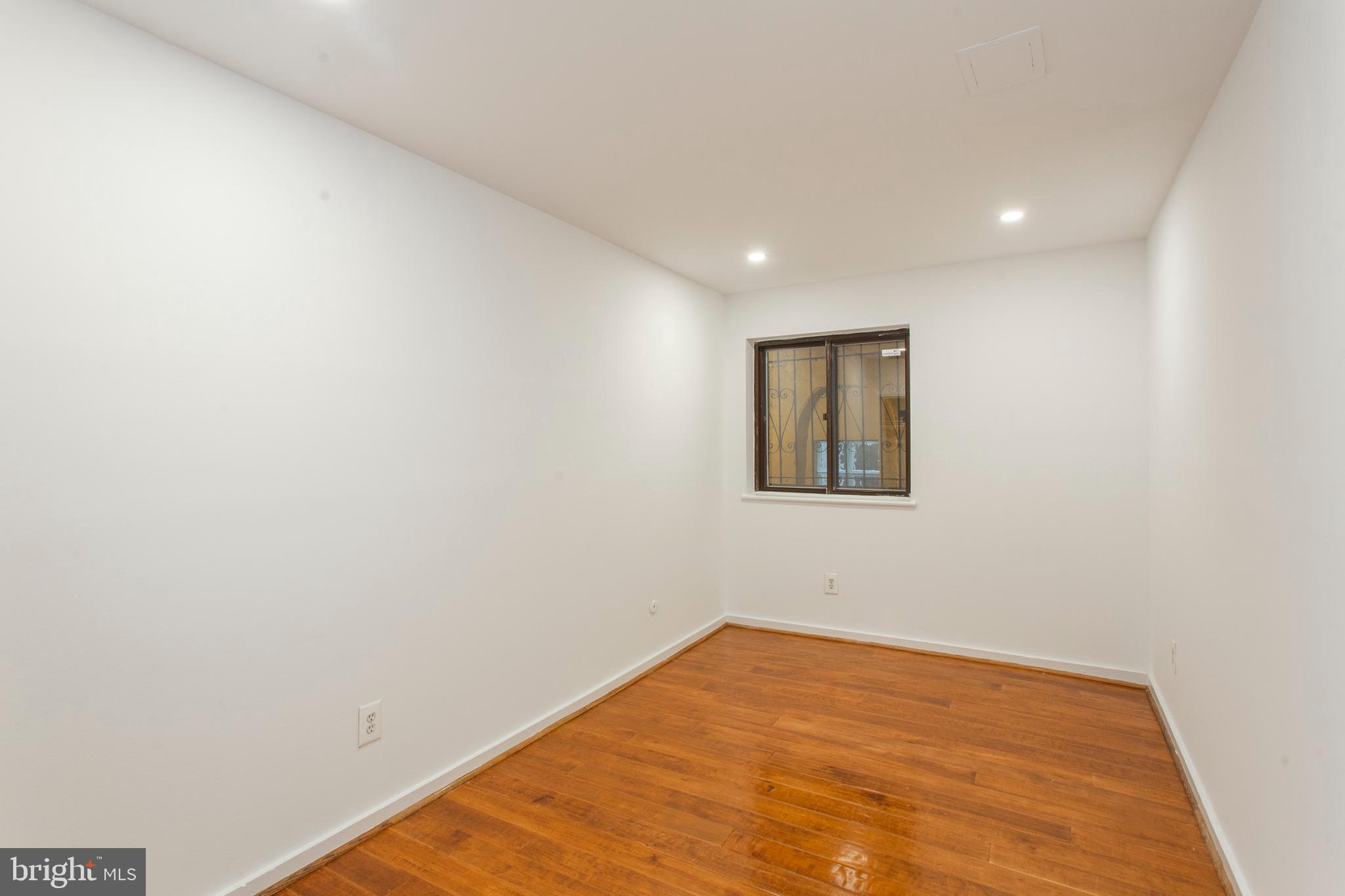 1035 Spruce Street, Unit 106 Philadelphia, PA 19107 - Photo 24 of 27 Second Bedroom
