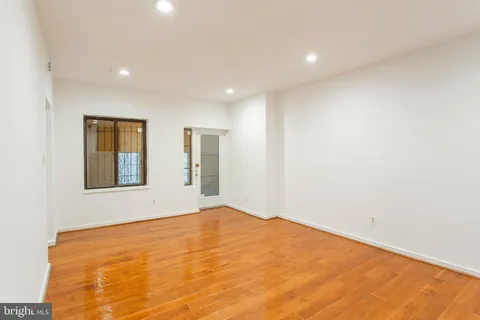 $348,900 | 1035 Spruce Street, Unit 106, Philadelphia, PA 19107