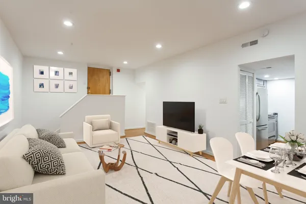 $348,900 | 1035 Spruce Street, Unit 106, Philadelphia, PA 19107