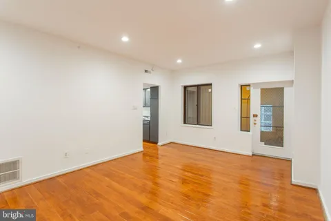 $348,900 | 1035 Spruce Street, Unit 106, Philadelphia, PA 19107