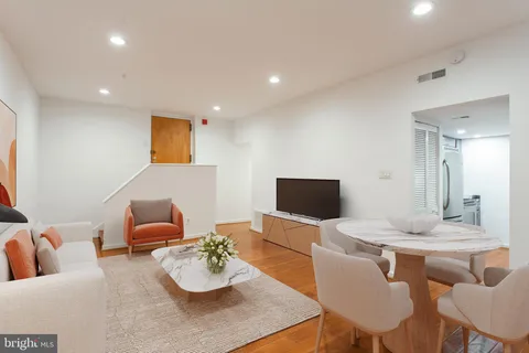 $348,900 | 1035 Spruce Street, Unit 106, Philadelphia, PA 19107