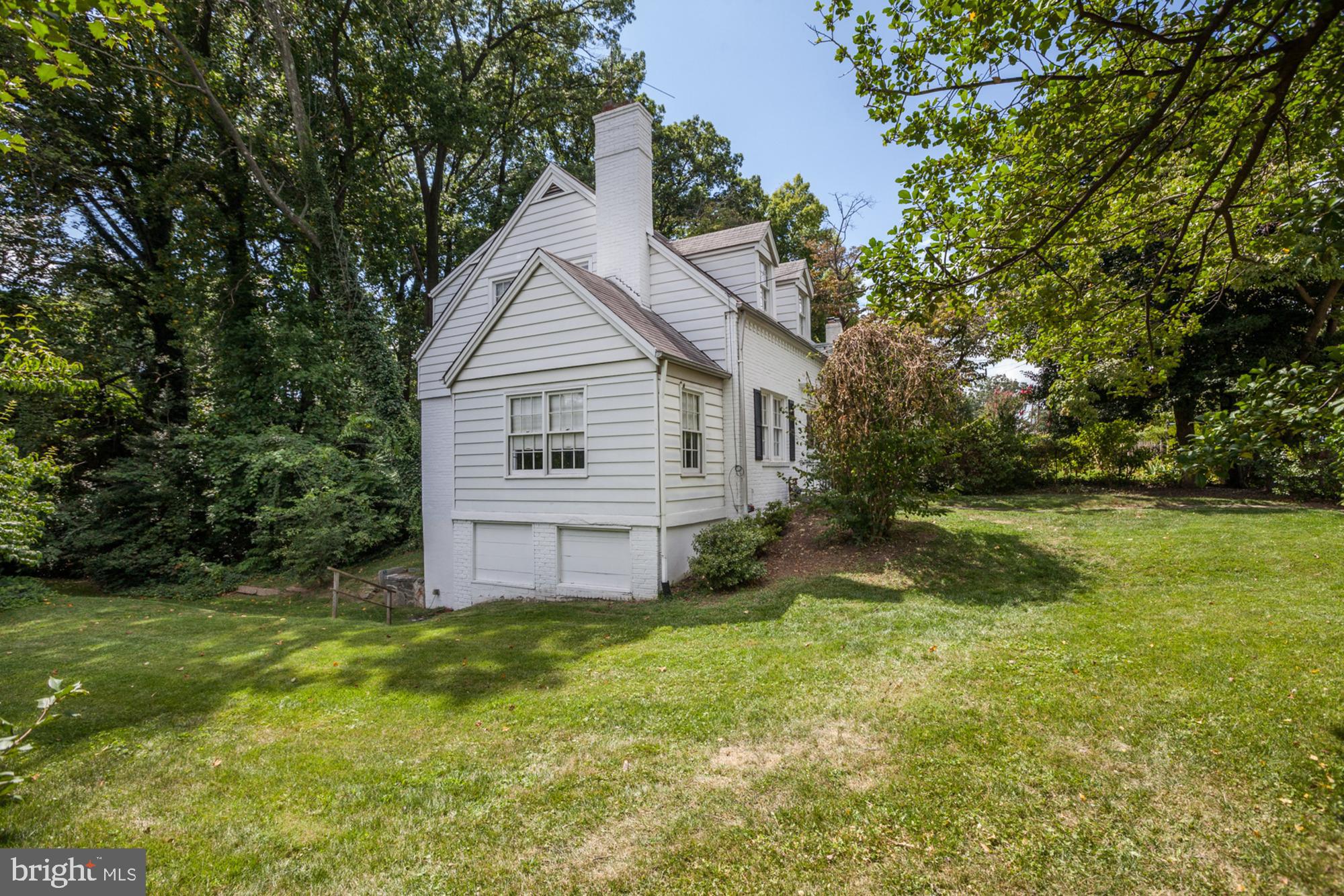 600 Forest Glen Road Silver Spring, MD 20901 - Photo 5 of 28 Side View