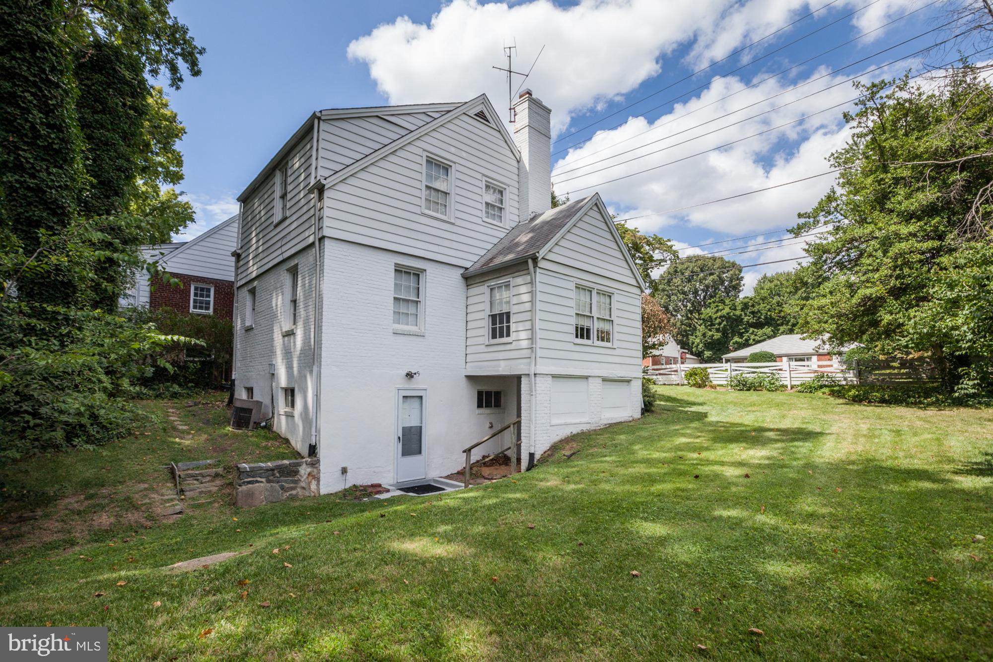 600 Forest Glen Road Silver Spring, MD 20901 - Photo 6 of 28 Side View