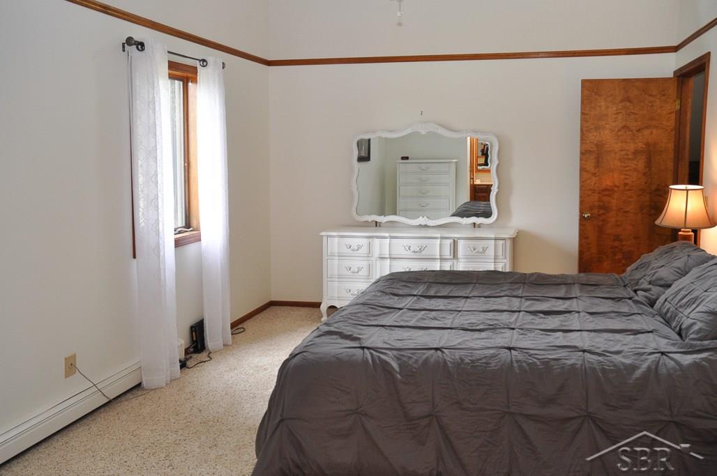 6730 Mielke Road Freeland, MI 48623 - Photo 16 of 40 31351007-15.JPG