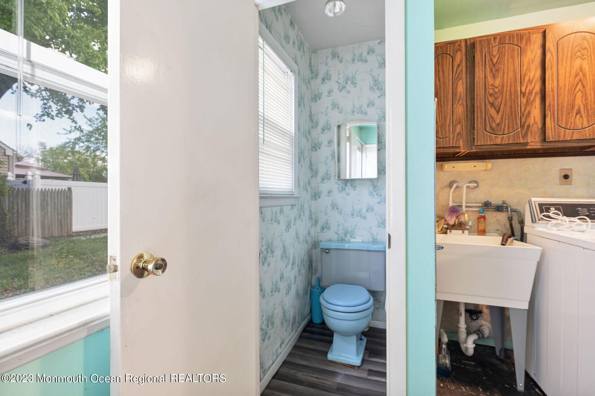 186 Middle Road Hazlet, NJ 07730 - Photo 15 of 32 015-1920x1280-photo