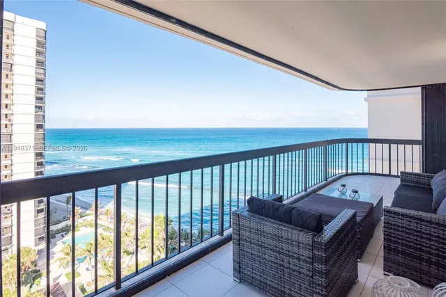 $750,000 | Eastpointe Condominiums, Singer Island, FL 33404