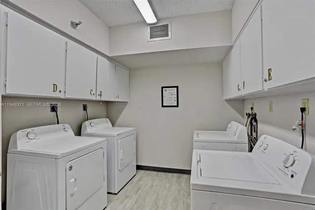 $750,000 | Eastpointe Condominiums, Singer Island, FL 33404