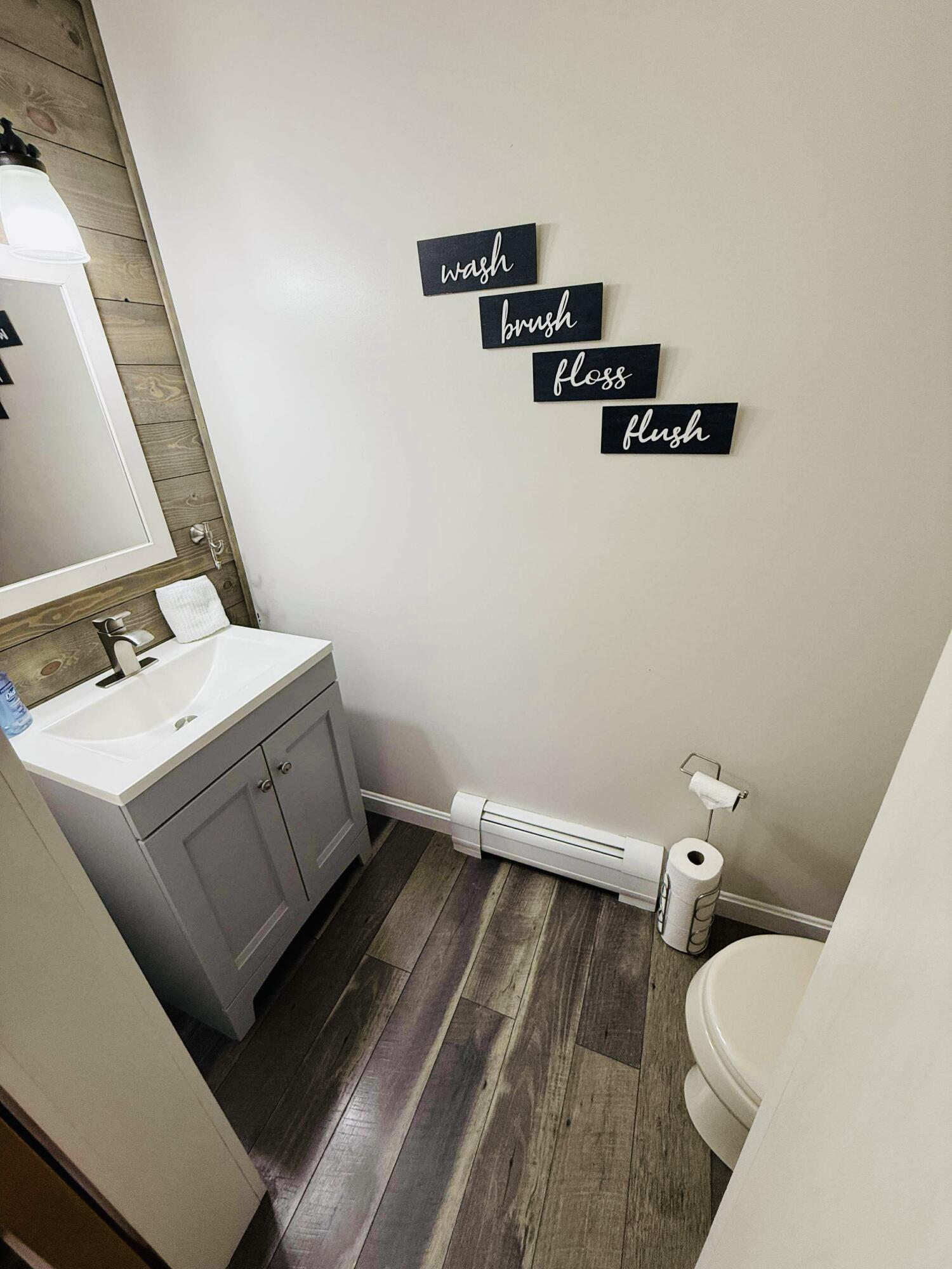 465 Main Street Gouldsboro, ME 04607 - Photo 5 of 27 07be69d5a2a89a8e2ebf8fcdc71128ab