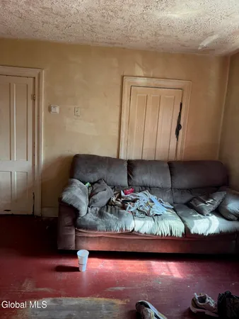 $149,999 | 281 Sherman Street, Albany, NY 12206