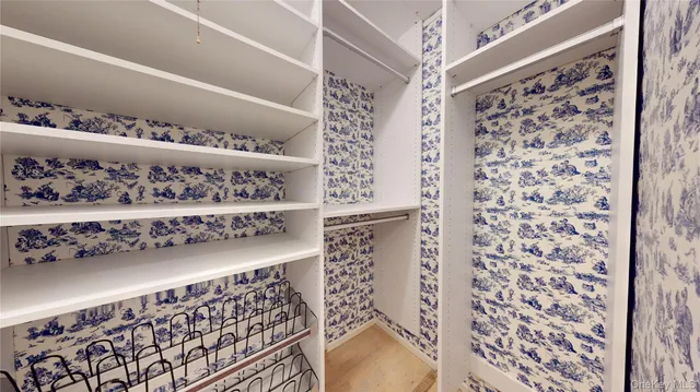 $1,195,000 | 40 Nidzyn Avenue, Remsenburg, NY 11960