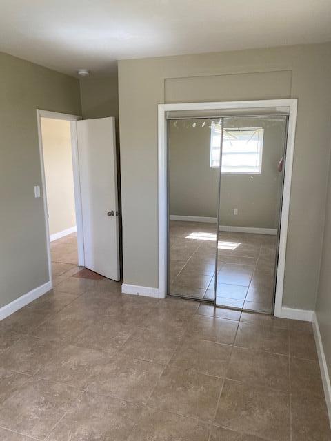 321 Pinehurst Road Palm Springs, FL 33461 - Photo 10 of 28 IMG_9879