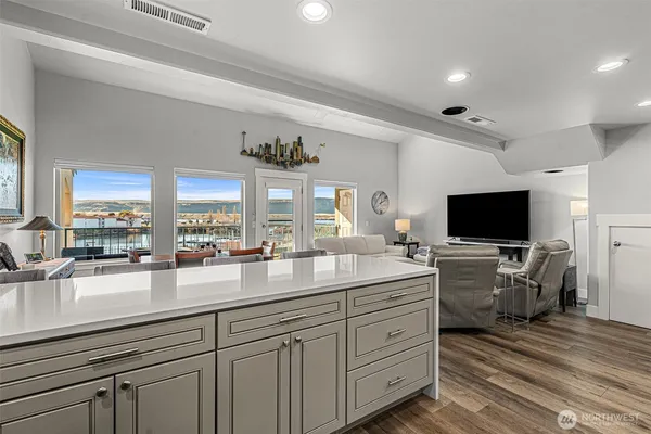 $699,500 | 8997 Crescent Bar Road Northwest, Unit 219, Quincy, WA 98848