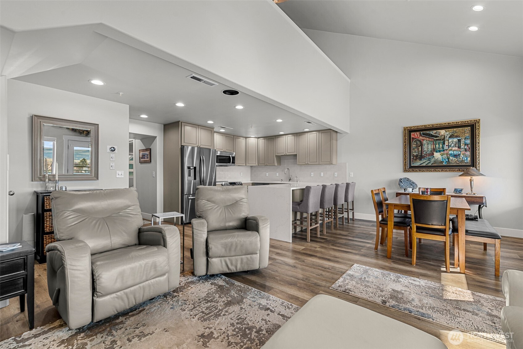 8997 Crescent Bar Road Northwest, Unit 219 Quincy, WA 98848 - Photo 17 of 40 a living room with furniture and kitchen view