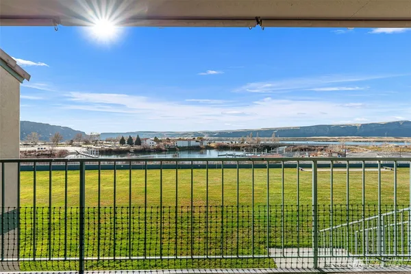 $699,500 | 8997 Crescent Bar Road Northwest, Unit 219, Quincy, WA 98848