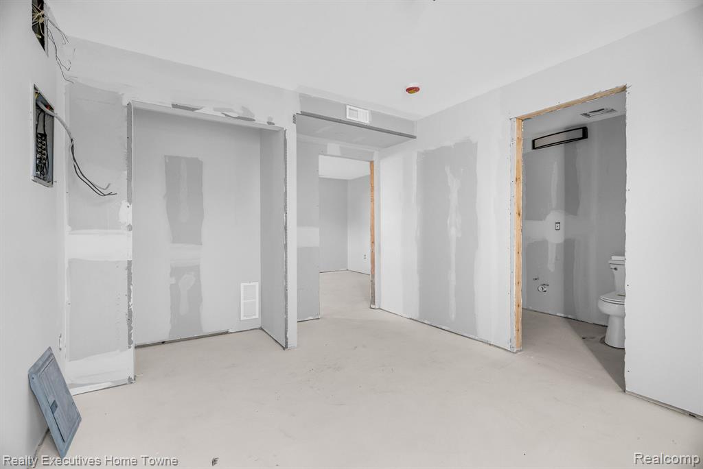 415 Hilton Road Ferndale, MI 48220 - Photo 68 of 76 Gallery Image 68