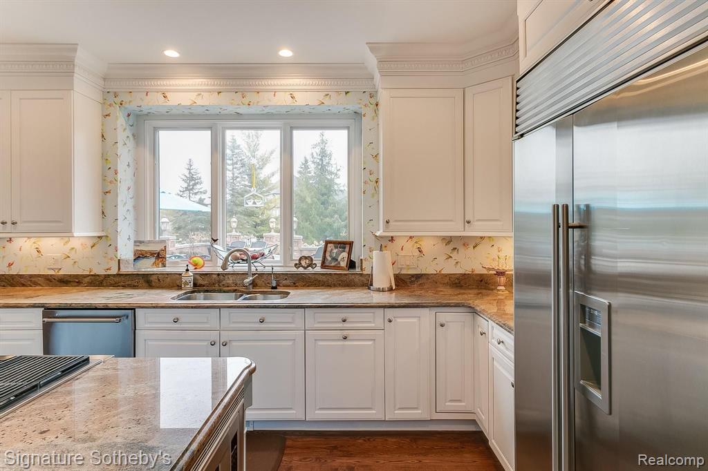 4741 Crestone Way Rochester, MI 48306 - Photo 22 of 48