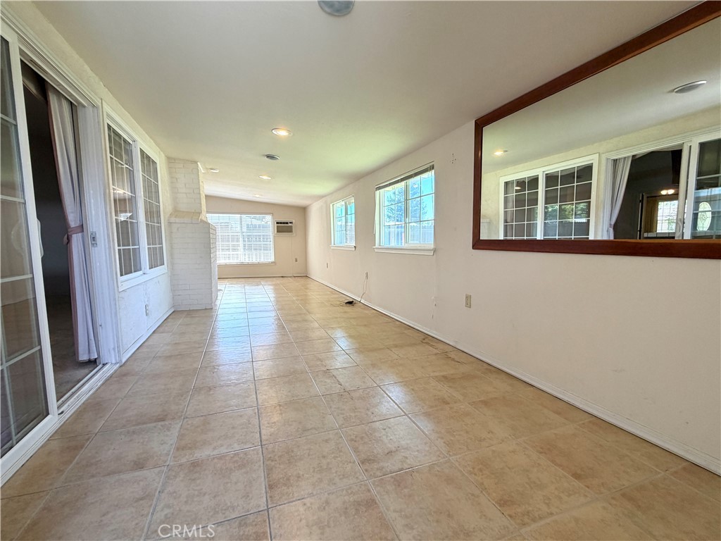 350 El Portal Drive Merced, CA 95340 - Photo 9 of 19