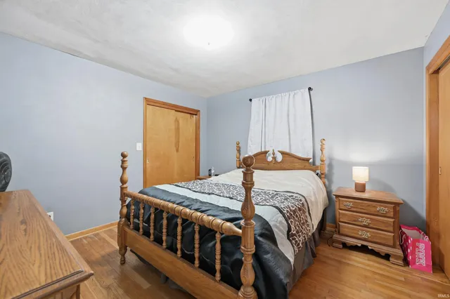 $195,000 | 410 North Mulberry Street, Farmland, IN 47340