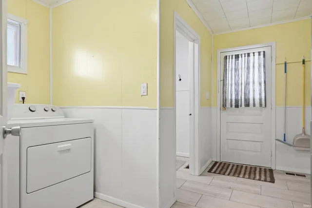 $195,000 | 410 North Mulberry Street, Farmland, IN 47340