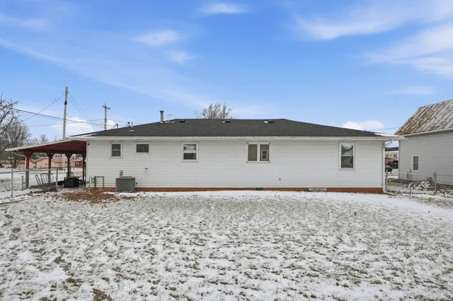 $195,000 | 410 North Mulberry Street, Farmland, IN 47340