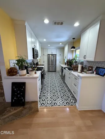 $1,099,000 | 50 East Portal Street, Oak View, CA 93022