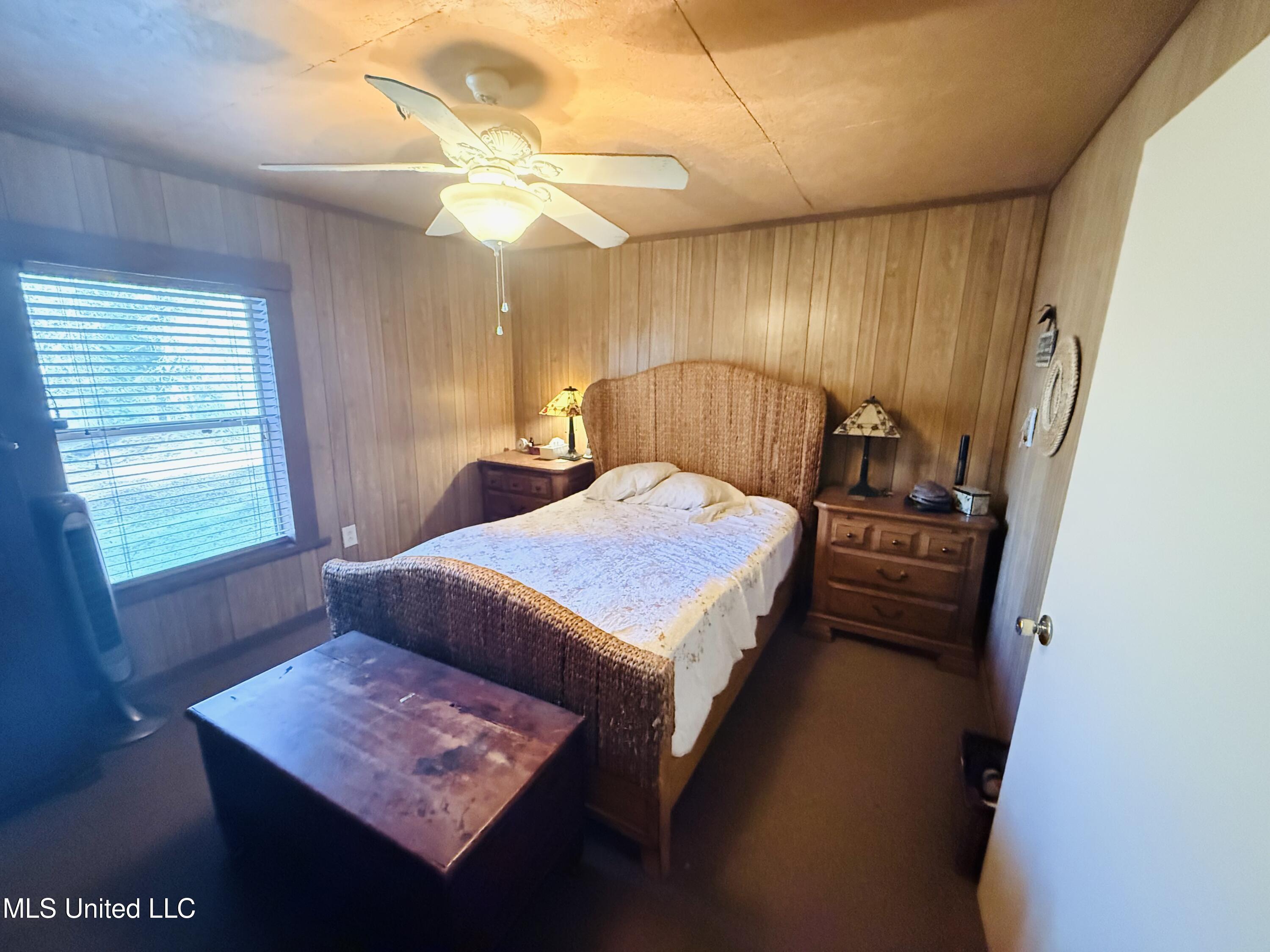 87 Russell Lane Moselle, MS 39459 - Photo 3 of 10 IMG_1747
