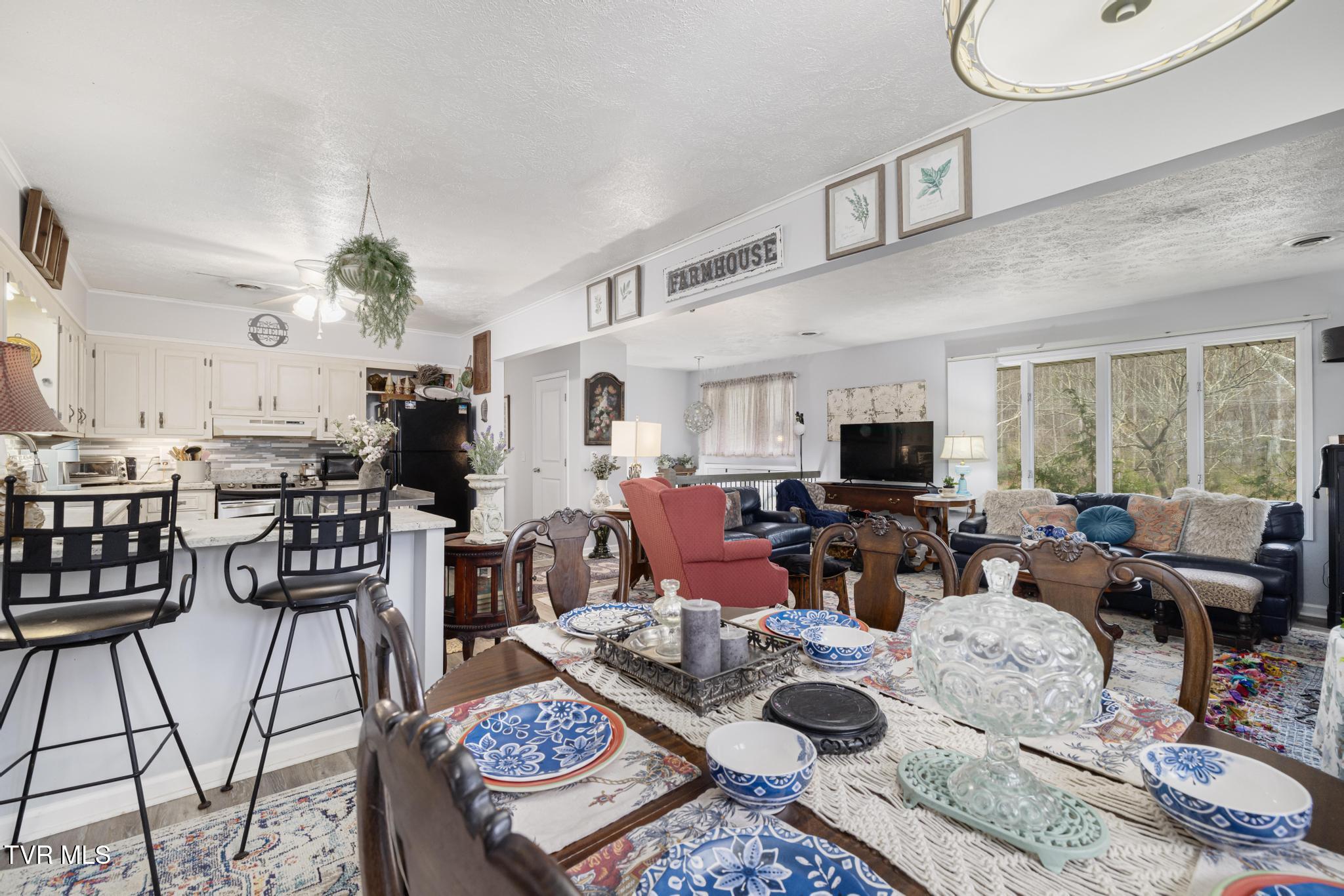 405 Beidleman Creek Road Bristol, TN 37620 - Photo 19 of 63 IMG_1863