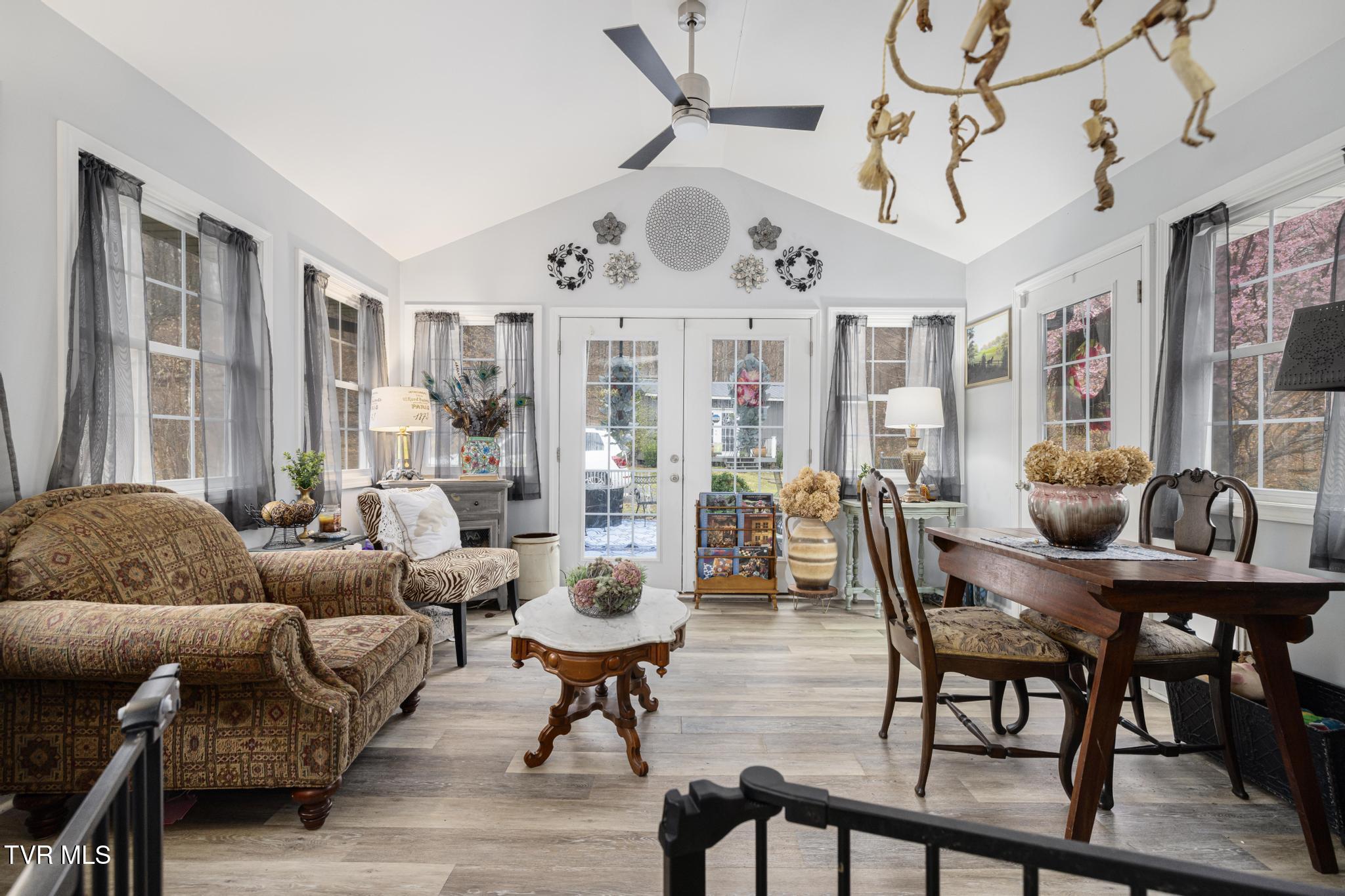 405 Beidleman Creek Road Bristol, TN 37620 - Photo 20 of 63 IMG_1871