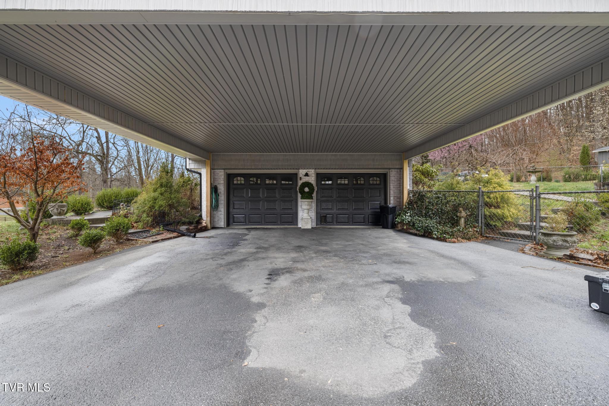 405 Beidleman Creek Road Bristol, TN 37620 - Photo 42 of 63 IMG_2007