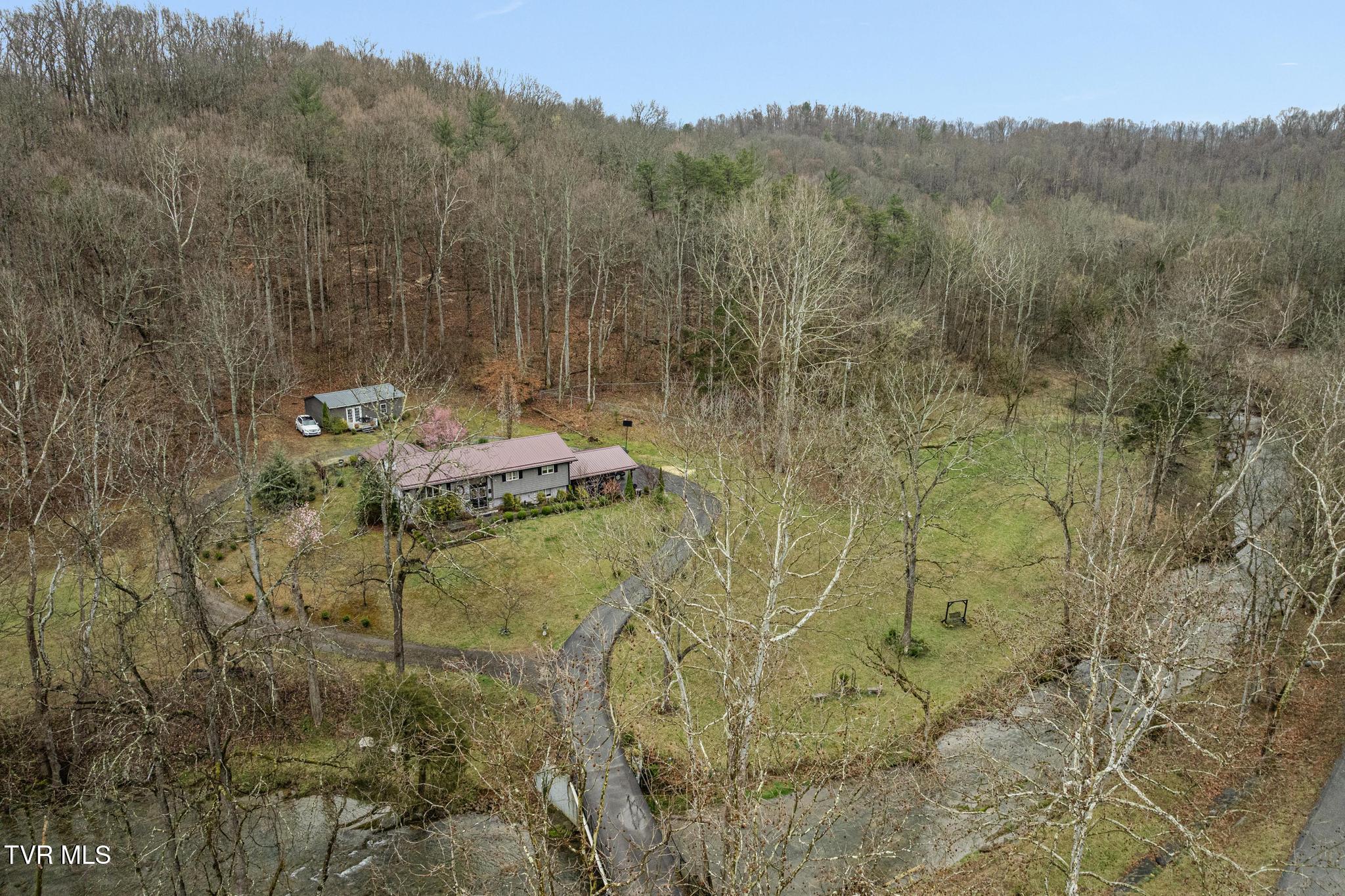 405 Beidleman Creek Road Bristol, TN 37620 - Photo 5 of 63 DJI_0951