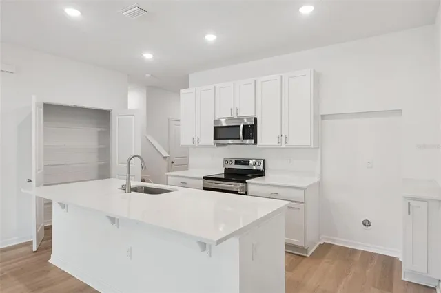 $259,999 | 634 Cedar Elm Street, Eustis, FL 32726