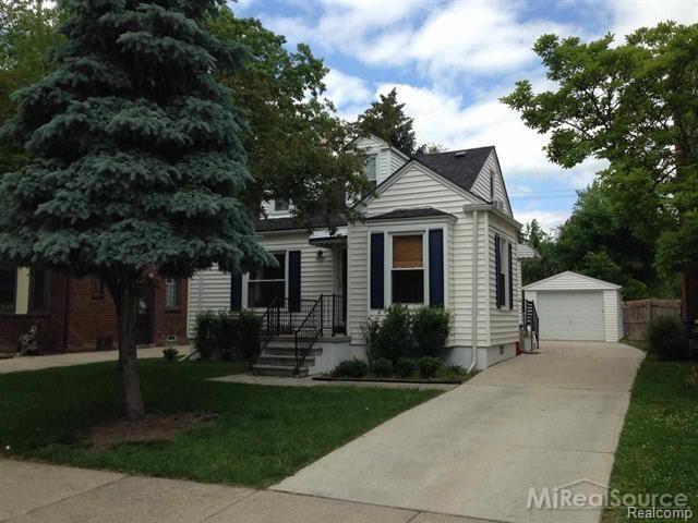 1234 Roslyn Road Grosse Pointe, MI 48236 - Photo 1 of 12 1.JPG