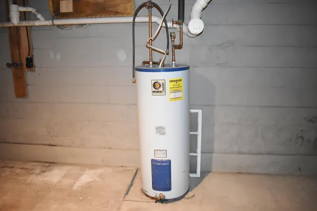 $339,500 | 81 Belmont Avenue, Belfast, ME 04915