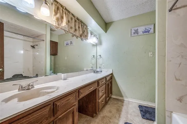 $300,000 | 508 South Pedigo Street, Pilot Point, TX 76258