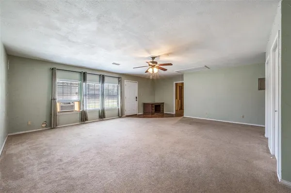 $300,000 | 508 South Pedigo Street, Pilot Point, TX 76258