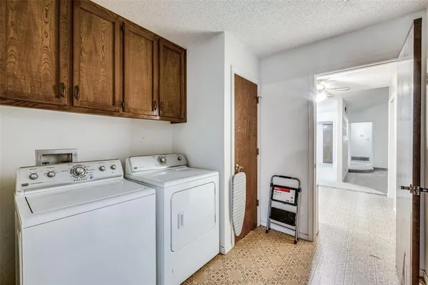 $300,000 | 508 South Pedigo Street, Pilot Point, TX 76258