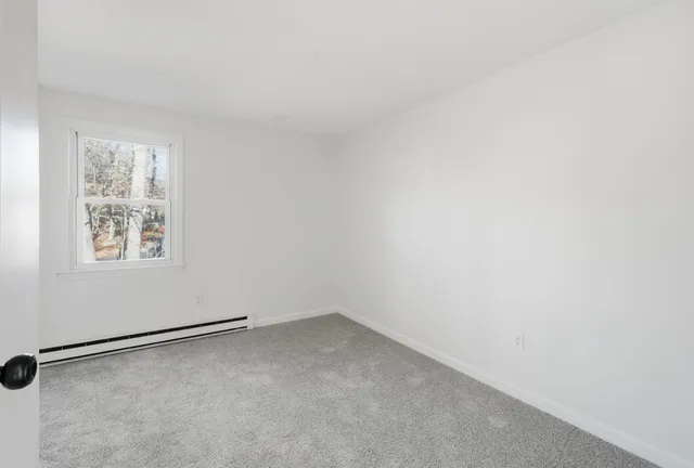 $425,000 | 25 L English Range Road, Unit B, Derry, NH 03038