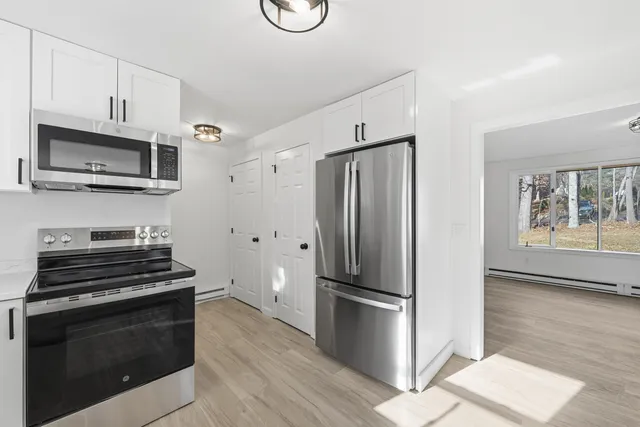 $425,000 | 25 L English Range Road, Unit B, Derry, NH 03038