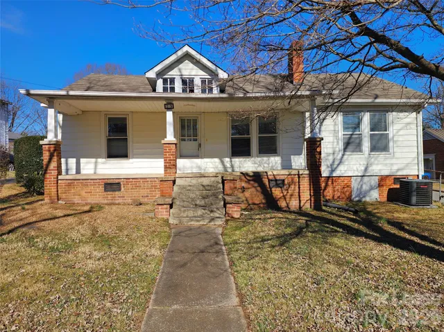 $1,395 | 29 Willowbrook Drive Northwest, Concord, NC 28027