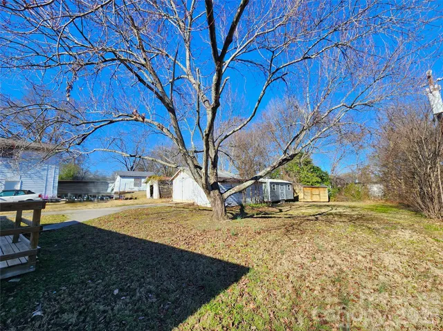 $1,395 | 29 Willowbrook Drive Northwest, Concord, NC 28027