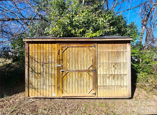 $1,395 | 29 Willowbrook Drive Northwest, Concord, NC 28027