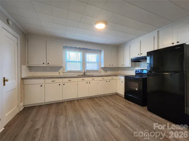 $1,395 | 29 Willowbrook Drive Northwest, Concord, NC 28027