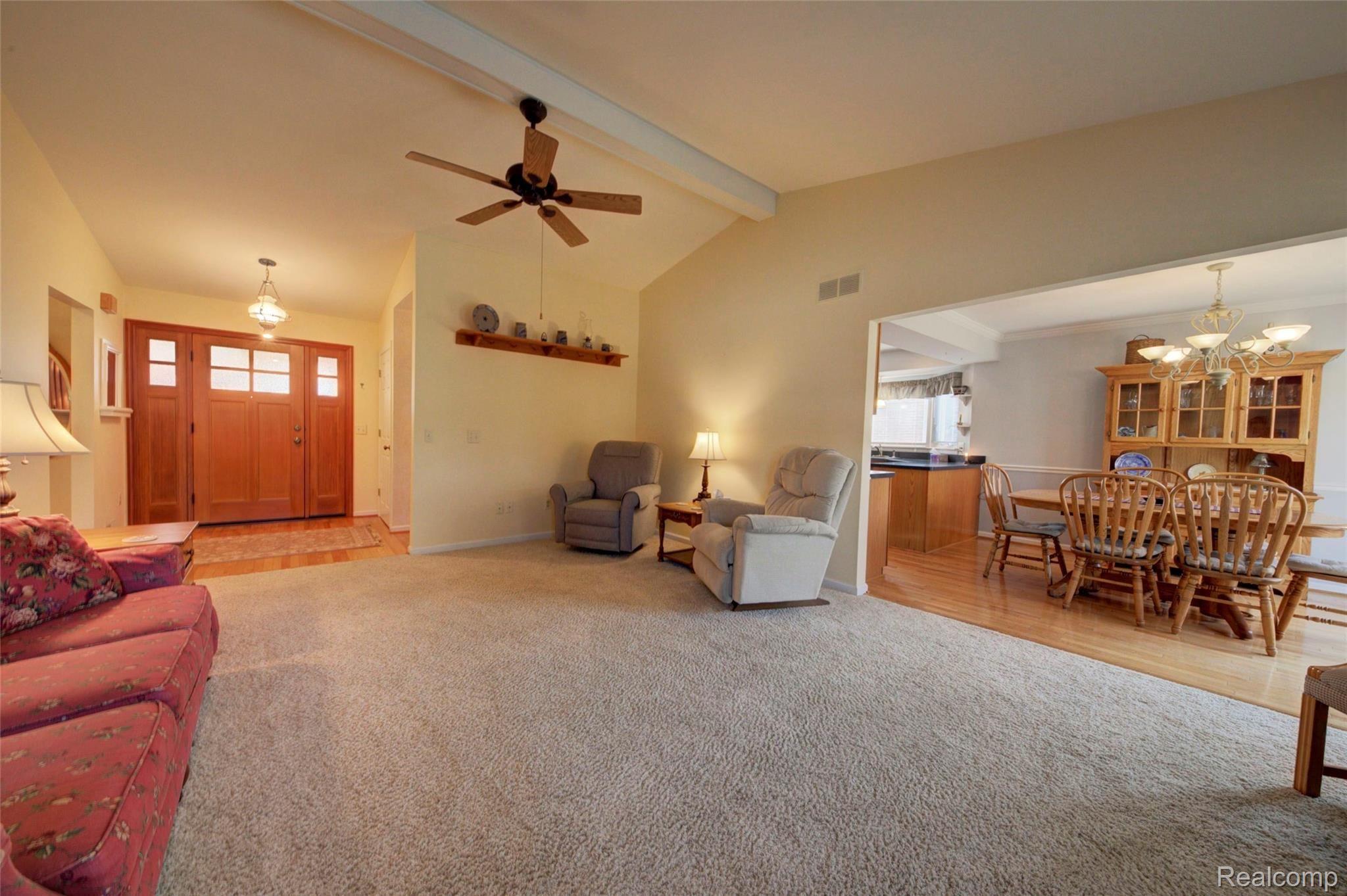 45133 Rector Drive Canton, MI 48188 - Photo 9 of 36 9 Family Room.jpg
