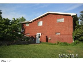 910 Smitherman Road Washington, WV 26181 - Photo 3 of 19 Side of House
