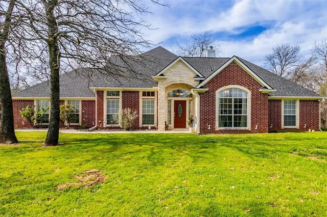 $429,900 | 144 Howard Newby Lane, Springtown, TX 76082