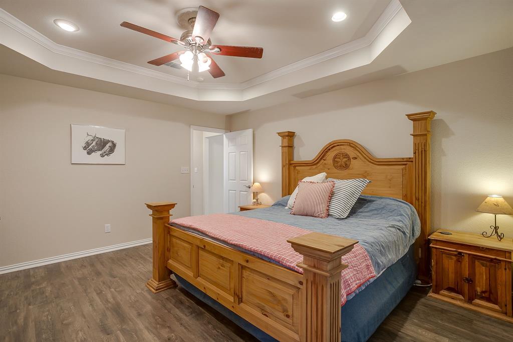 144 Howard Newby Lane Springtown, TX 76082 - Photo 21 of 40