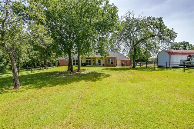 $429,900 | 144 Howard Newby Lane, Springtown, TX 76082