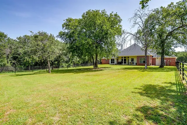 $429,900 | 144 Howard Newby Lane, Springtown, TX 76082