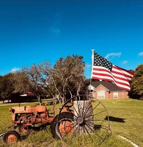 $429,900 | 144 Howard Newby Lane, Springtown, TX 76082